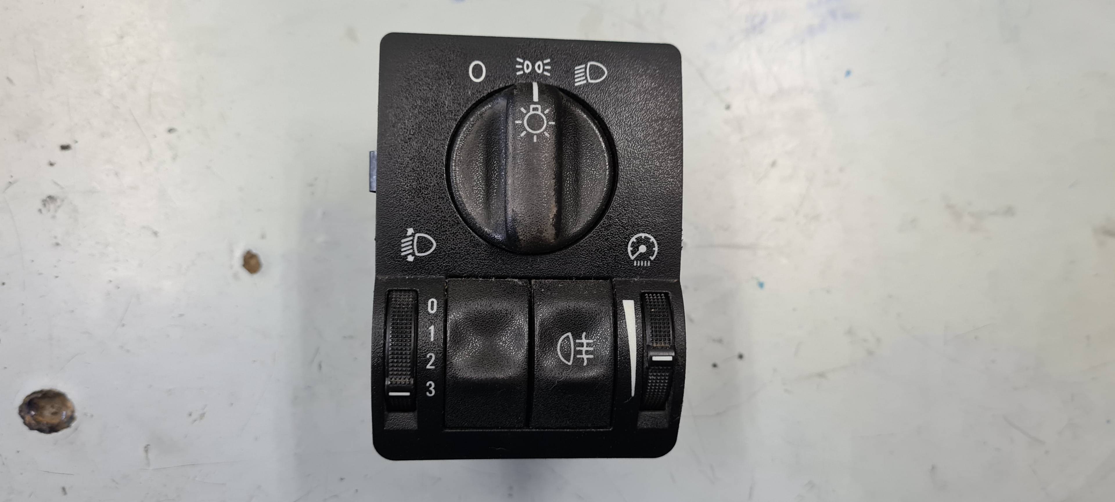 OPEL Astra H (2004-2014) Headlight Switch Control Unit 09180774 23557608