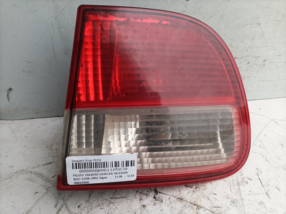 SEAT Leon 1 generation (1999-2005) Rear Right Taillight Lamp 1M6945092B 24955526