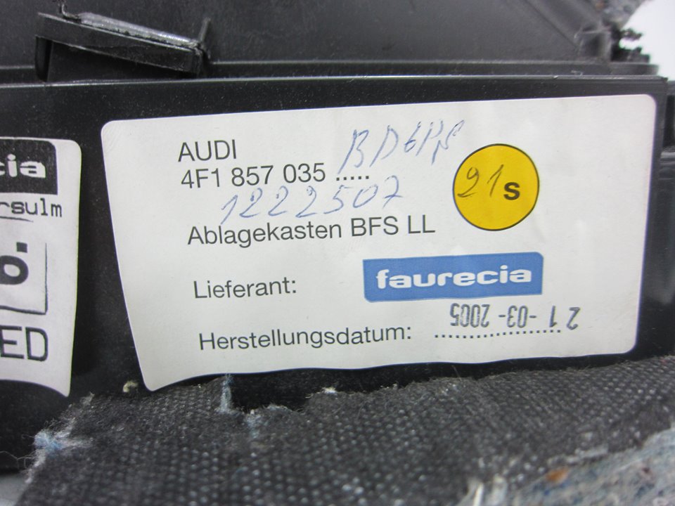 AUDI A6 C6/4F (2004-2011) Daiktadėžė (bardačiokas) 4F1857035 24963495