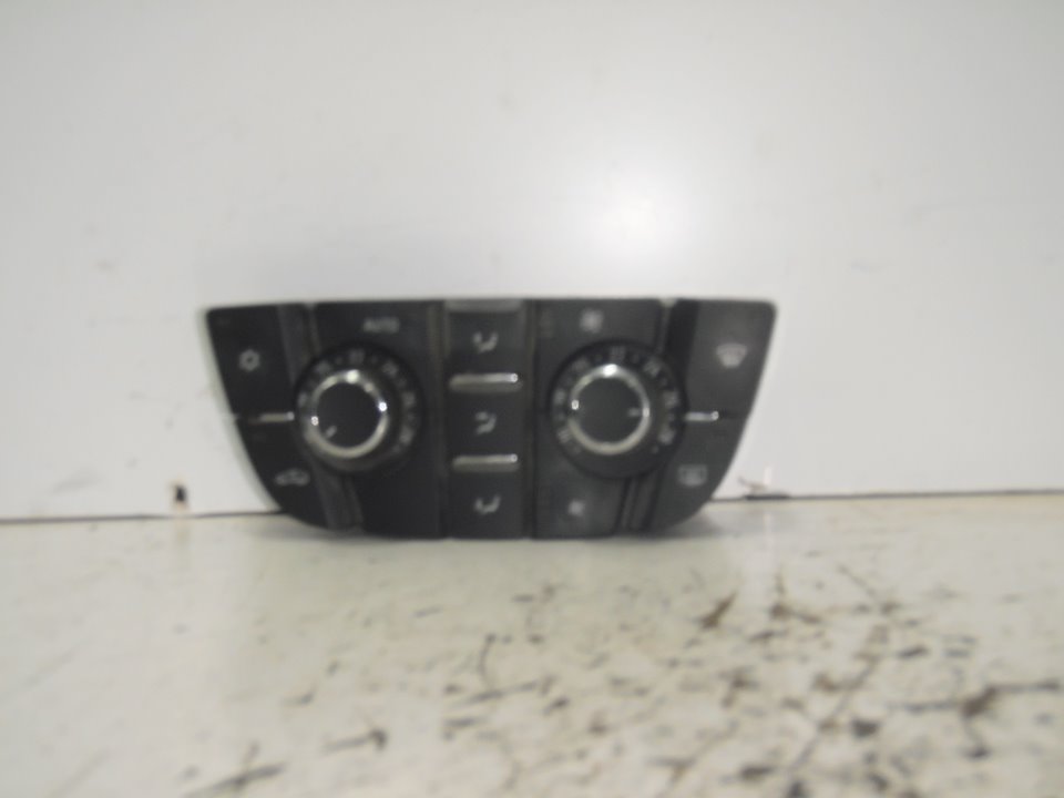 OPEL Corsa D (2006-2020) Unitate de control al climei 13435148 21277531