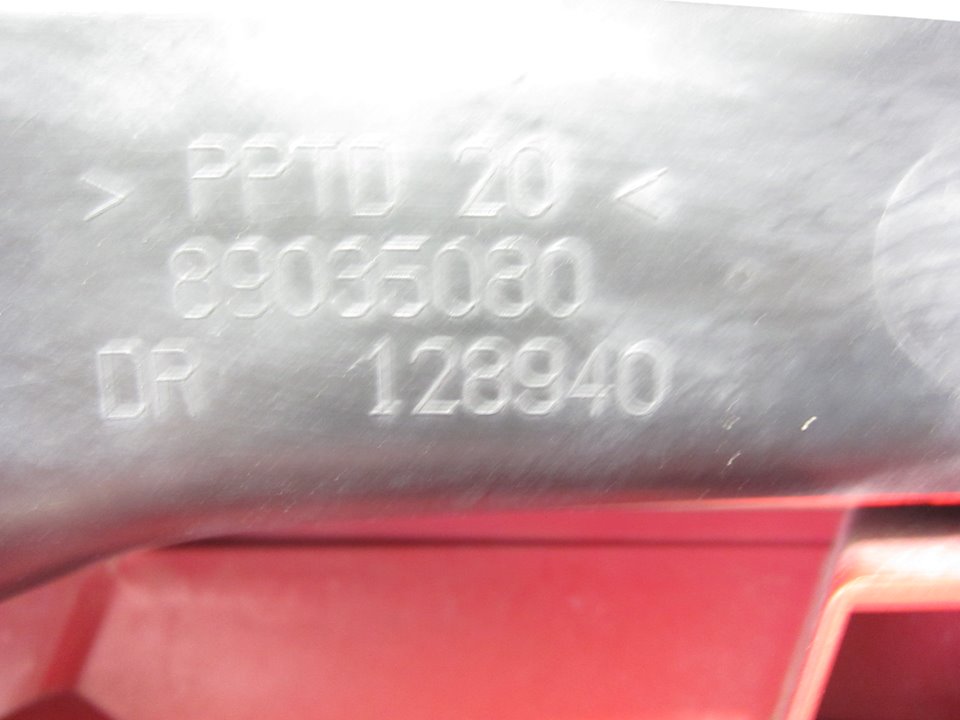 RENAULT Clio 3 generation (2005-2012) Galinis dešinys žibintas 89035080 24960831