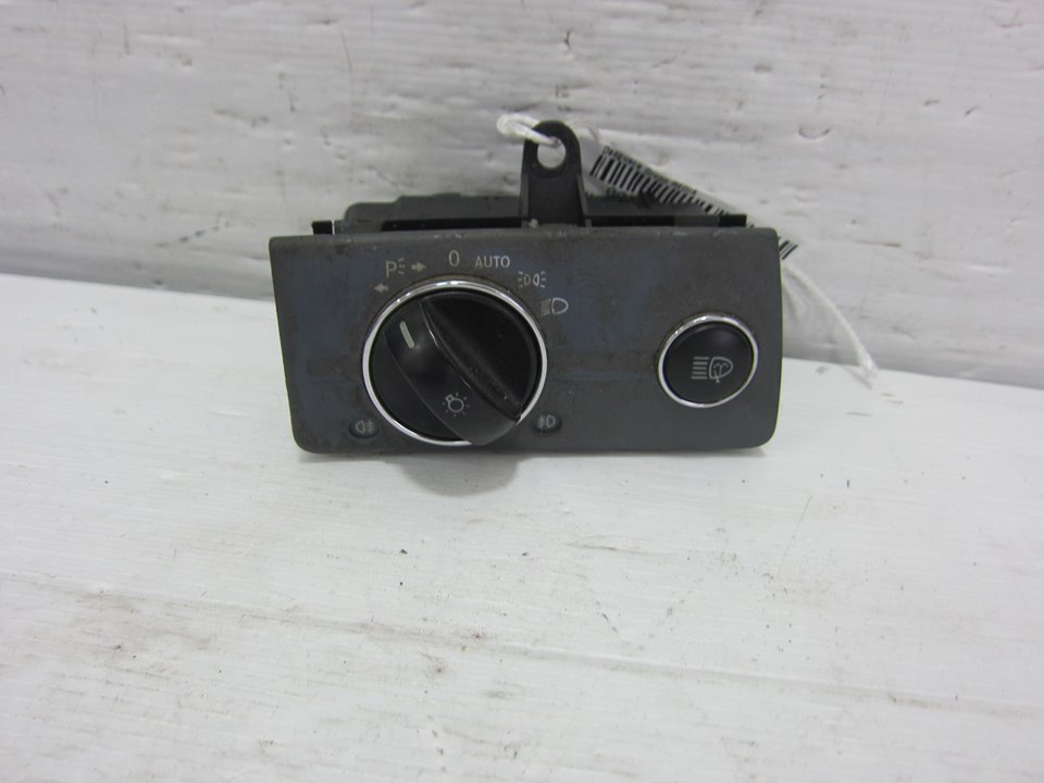 MERCEDES-BENZ E-Class W211/S211 (2002-2009) Headlight Switch Control Unit 2115450104 25590196