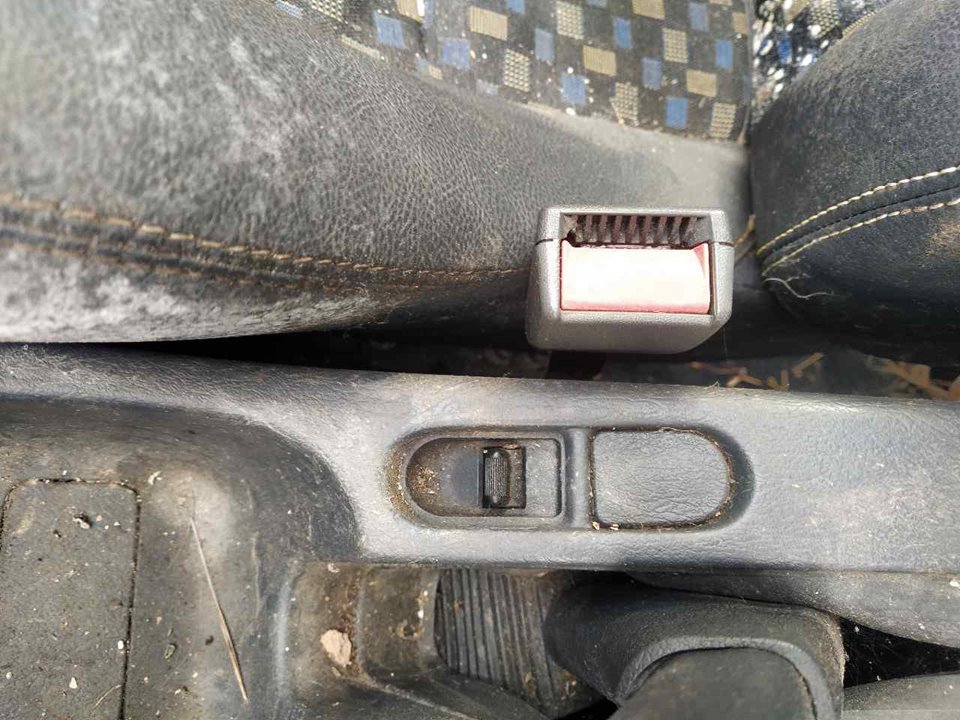 MG ZS 1 generation (2001-2005) Front Right Door Window Switch 25379929
