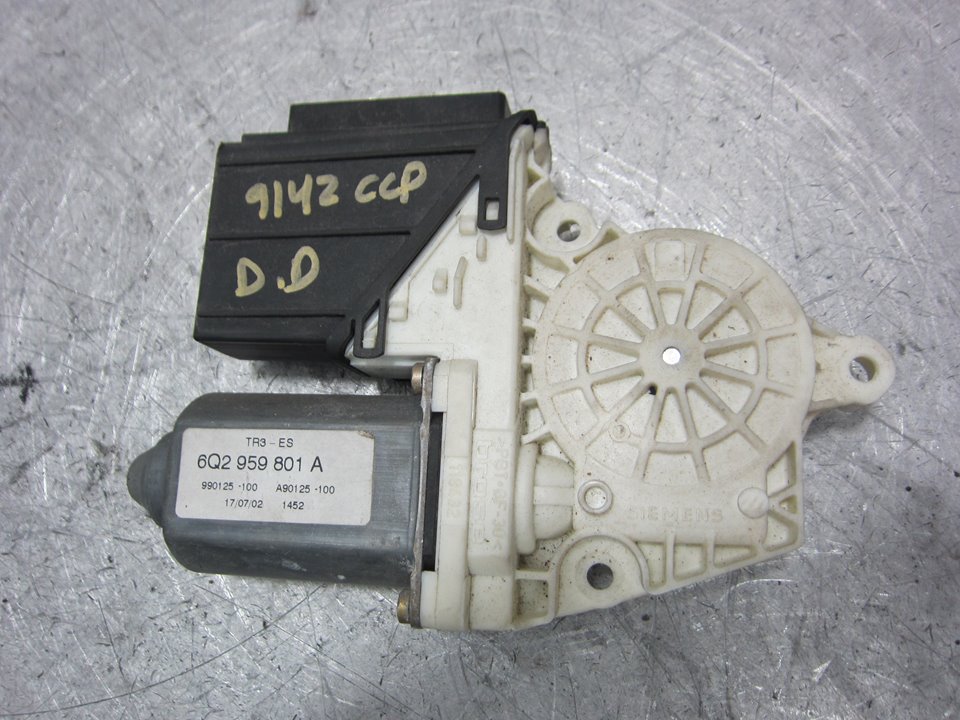 SEAT Leon 1 generation (1999-2005) Motor de control geam ușă dreapta față 6Q2959801A 25809981