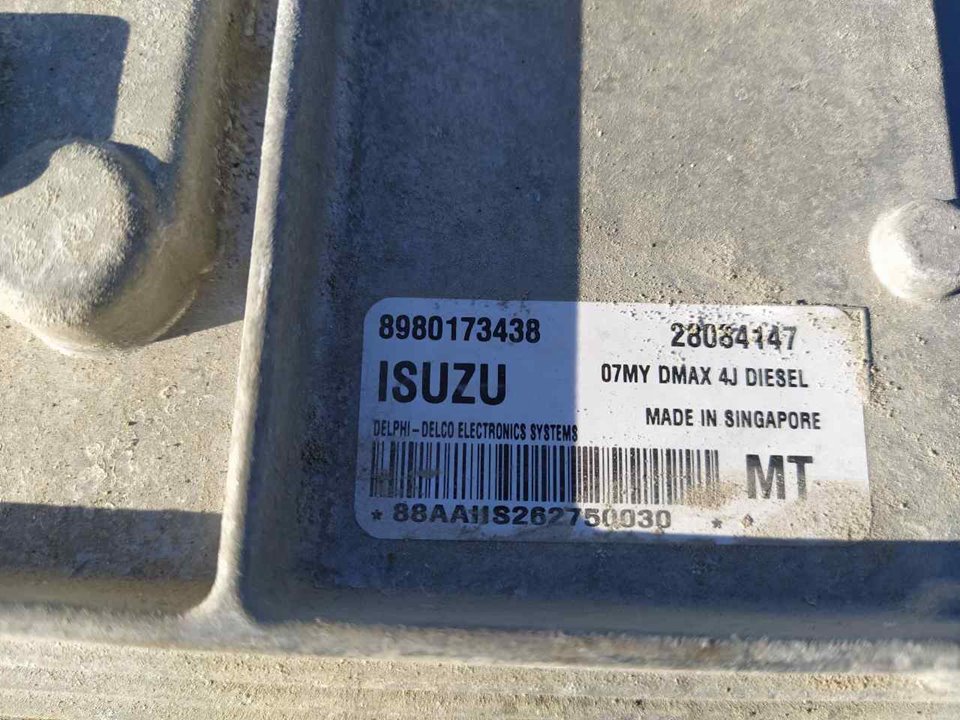 ISUZU D-Max 1 generation (2002-2012) Engine Control Unit ECU 8980173438 25335381