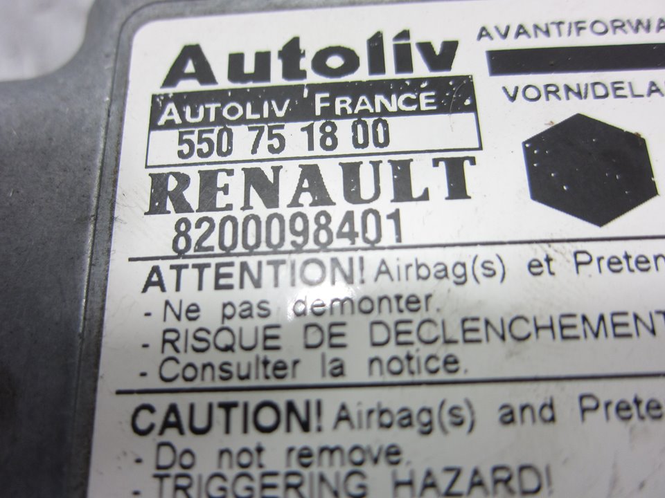 ASTON MARTIN Kangoo 1 generation (1998-2009) SRS контролен блок 8200098401 24775331