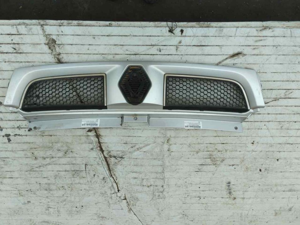 RENAULT Trafic 2 generation (2001-2015) Radiator Grille 20389770