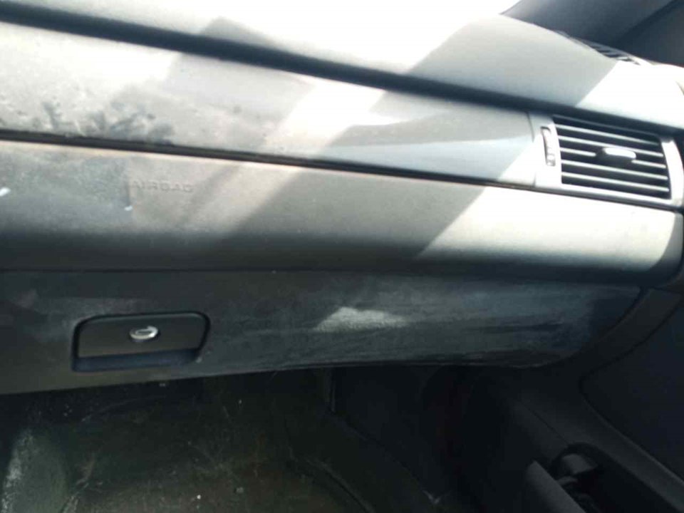 AUDI A6 C5/4B (1997-2004) Glove Box 25415069