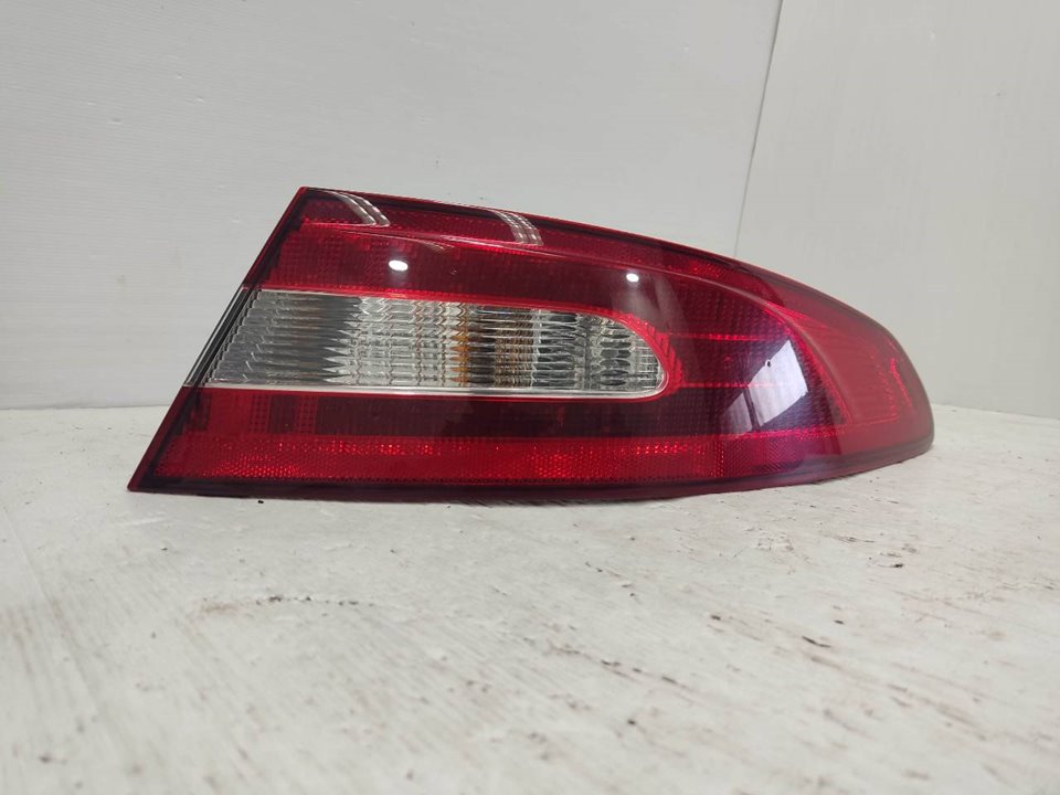 JAGUAR XF 1 generation  (2011-2016) Rear Right Taillight Lamp 8X2313404BC 21476483