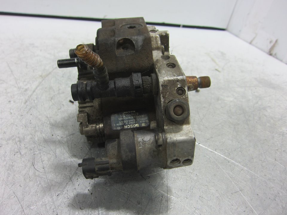 RENAULT Megane 2 generation (2002-2012) High Pressure Fuel Pump 8200108225 24941102