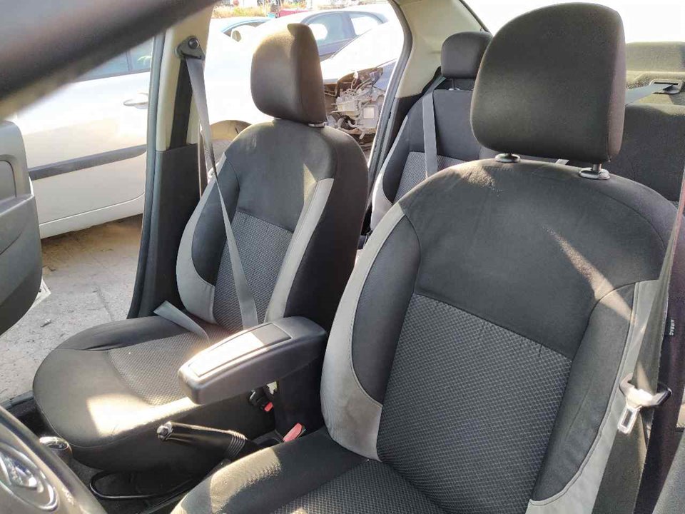 DACIA Logan 2 generation (2013-2020) Front Right Seatbelt 25374796