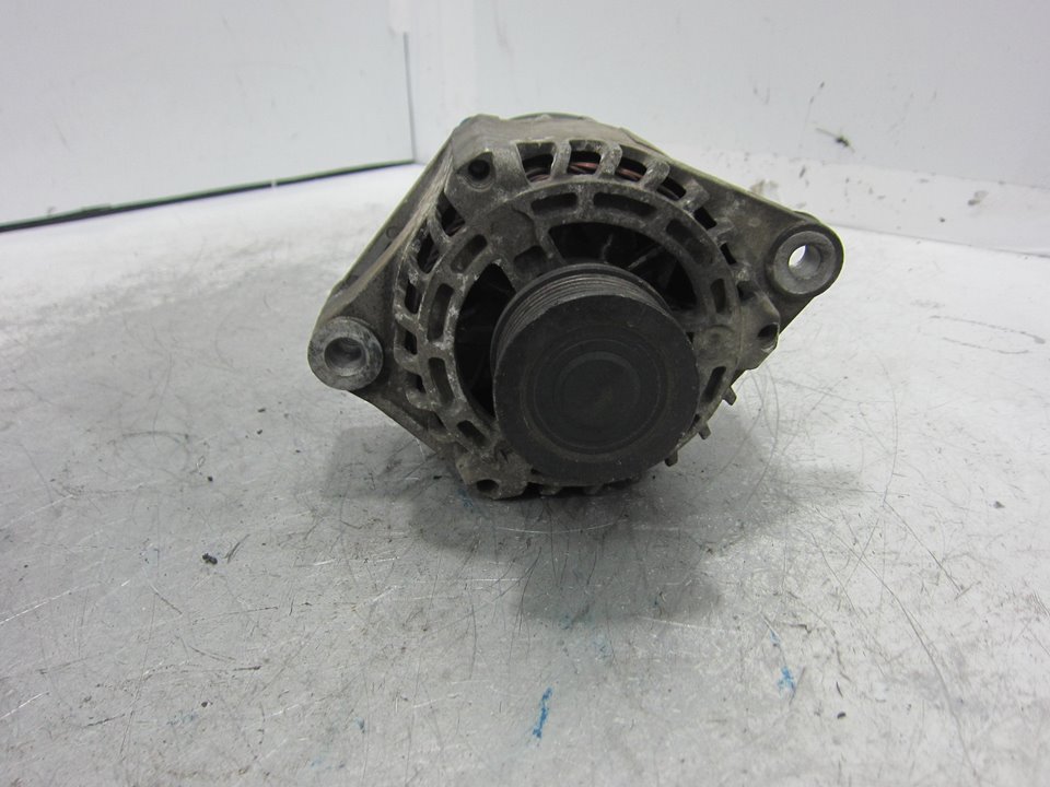 OPEL Zafira B (2005-2010) Генератор 93169028 23502875