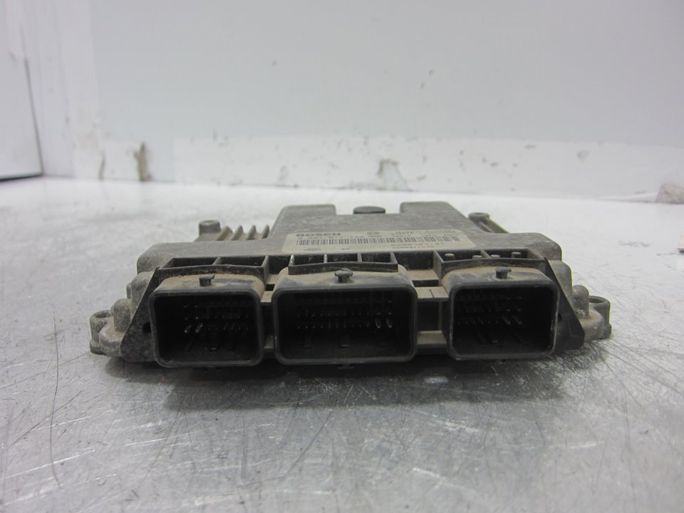 RENAULT Laguna 2 generation (2001-2007) Variklio kompiuteris 8200303141 24872484