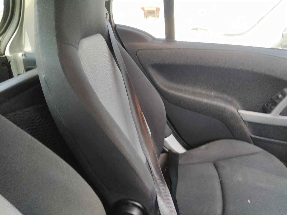 SMART Fortwo 3 generation (2014-2023) Front Left Seatbelt 25330673