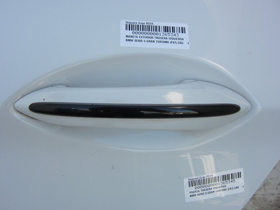 BMW 5 Series F10/F11 (2009-2017) Bal hátsó ajtó külső fogantyúja 24962755