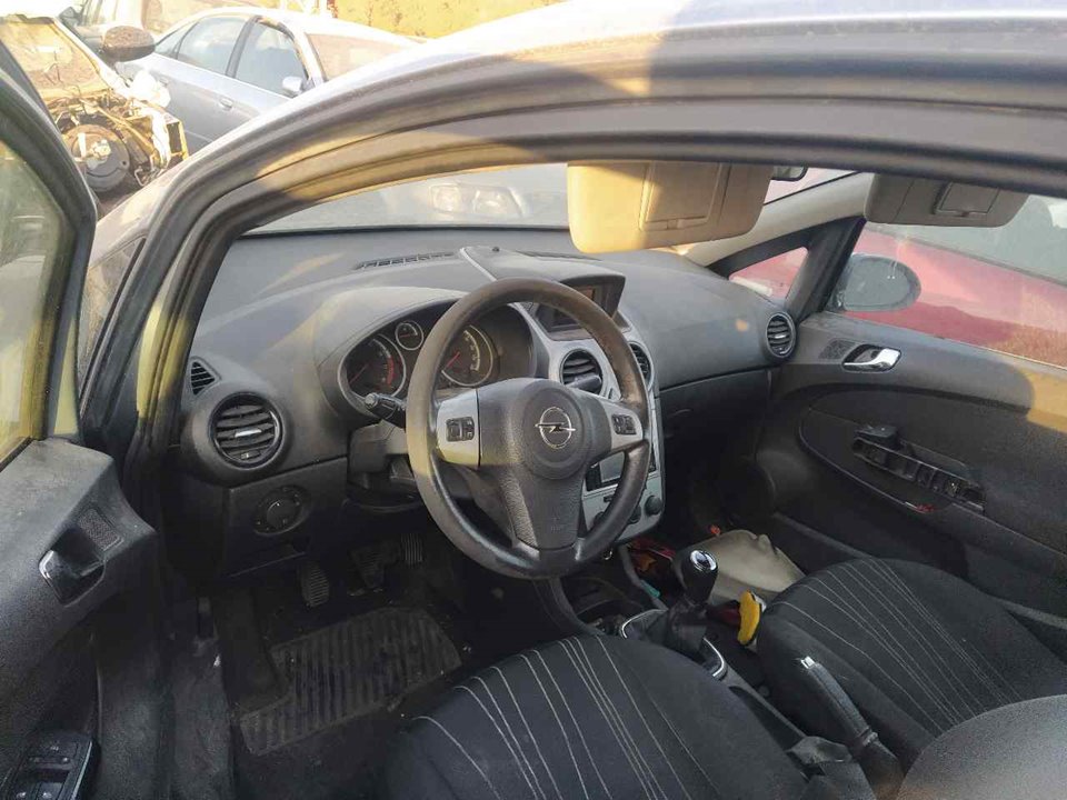 OPEL Corsa D (2006-2020) Front Left Seatbelt 25338552