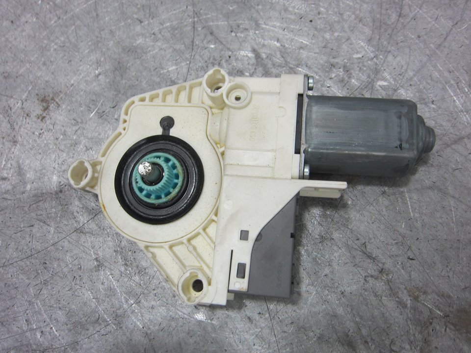 LAND ROVER Range Rover Sport 1 generation (2005-2013) Motor regulator geam ușă stânga față 964200100 25356583