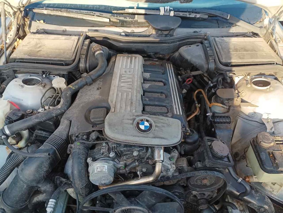 BMW 5 Series E39 (1995-2004) Tartályon belüli üzemanyag-szivattyú 24965251