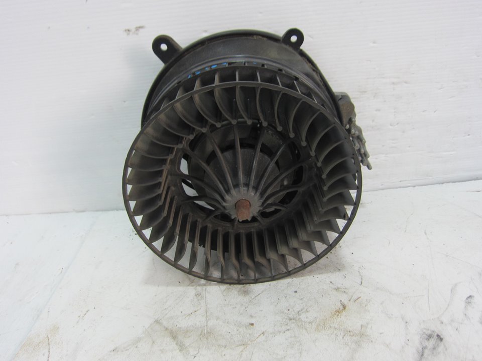 OPEL C-Class W202/S202 (1993-2001) Motor încălzitor interior 2028207310 24934403