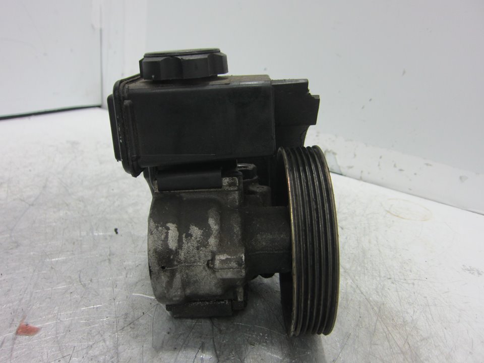 CITROËN Xsara Picasso 1 generation (1999-2010) Power Steering Pump 9636320580 24964073