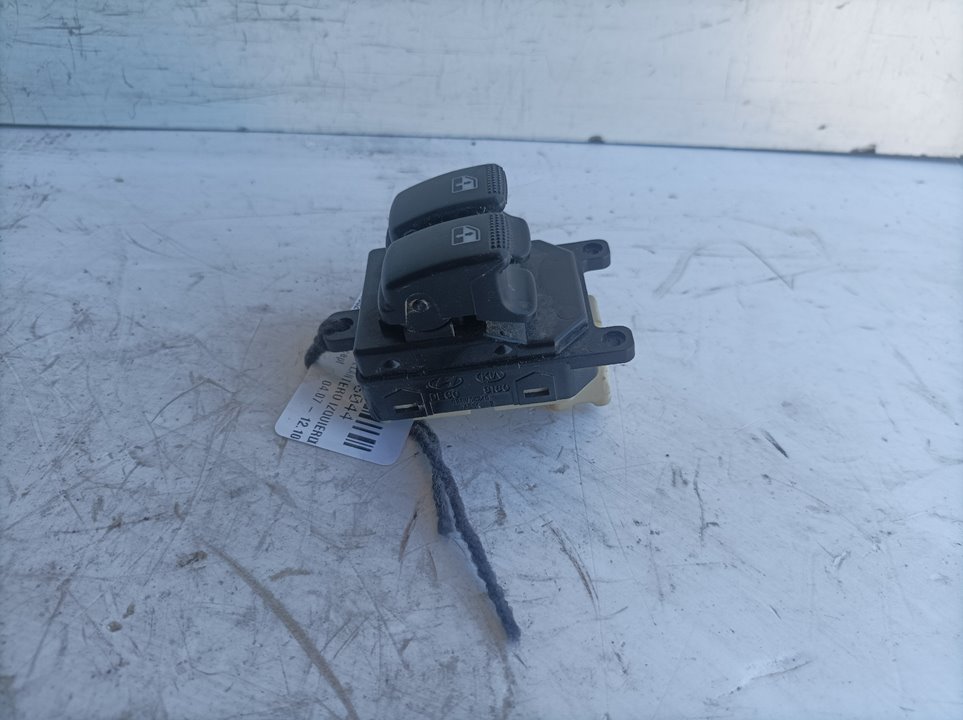 RENAULT Picanto 1 generation (2004-2011) Front Left Door Window Switch 621W05240 21283339