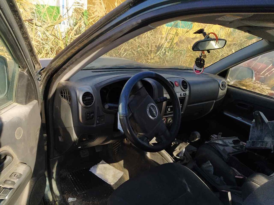 ISUZU D-Max 1 generation (2002-2012) Priekšējais kreisais durvju stikls 43R002086 25335340