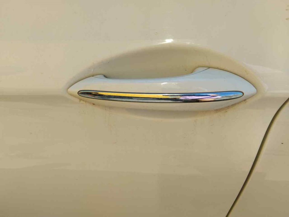 BMW 5 Series F10/F11 (2009-2017) Външна дръжка на предна лява врата 25428547