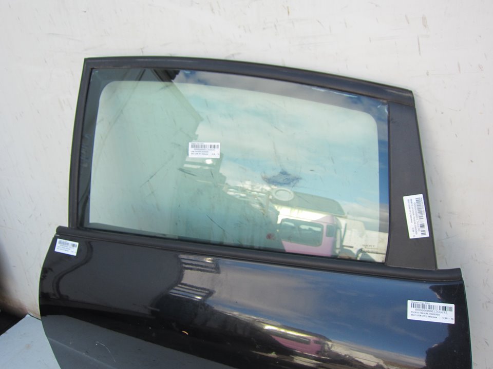 SEAT Leon 2 generation (2005-2012) Aizmugurējais kreisais durvju stikls 43R001583 24962831
