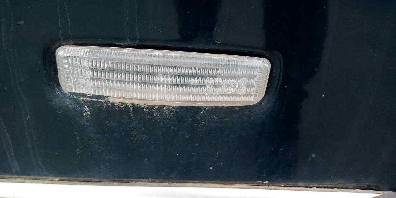 BMW 5 Series E39 (1995-2004) Forreste højre skærm Blinklys 25372841