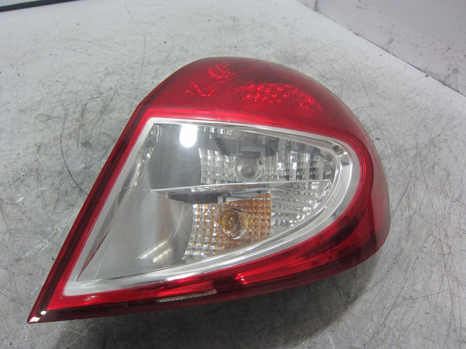 RENAULT Clio 3 generation (2005-2012) Rear Right Taillight Lamp 8200886946 24965032