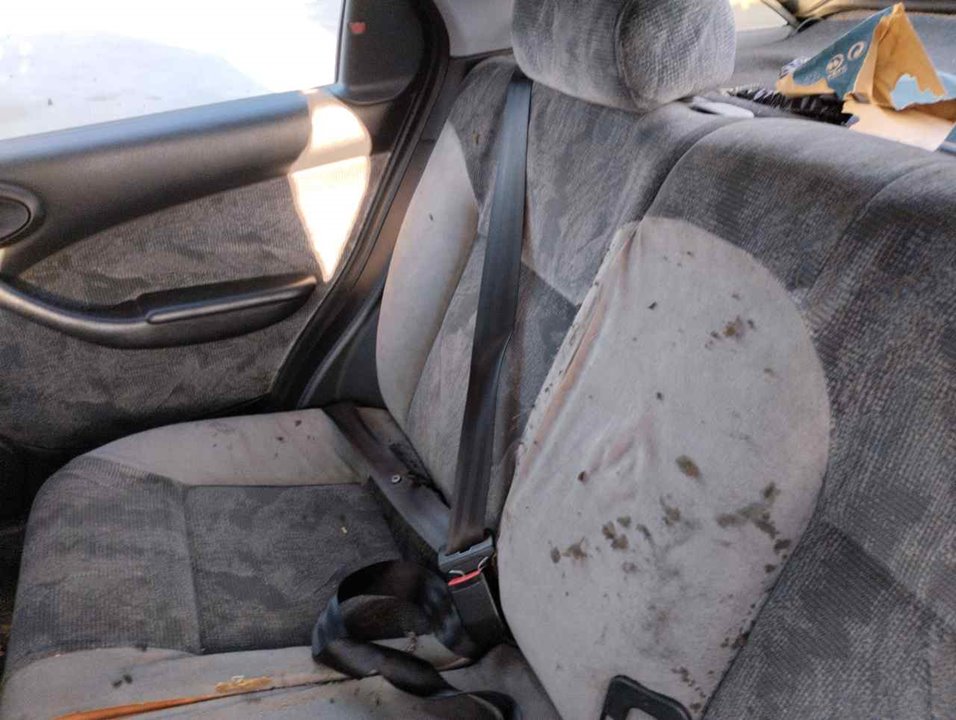 CITROËN Xsara 1 generation (1997-2004) Rear Right Seatbelt 25381656