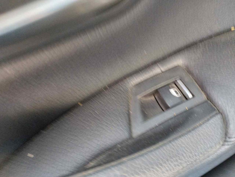 BMW 5 Series F10/F11 (2009-2017) Bakre høyre dørvinduskontrollbryter 25428548
