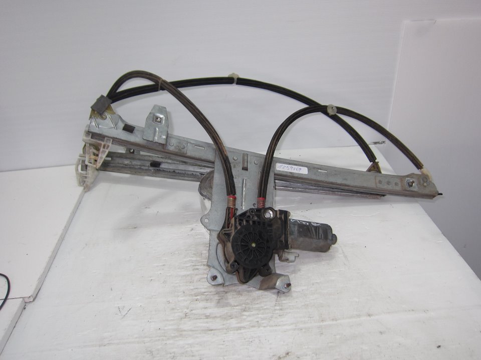 CITROËN Xsara Picasso 1 generation (1999-2010) Front Right Door Window Regulator 0130821762 21307894