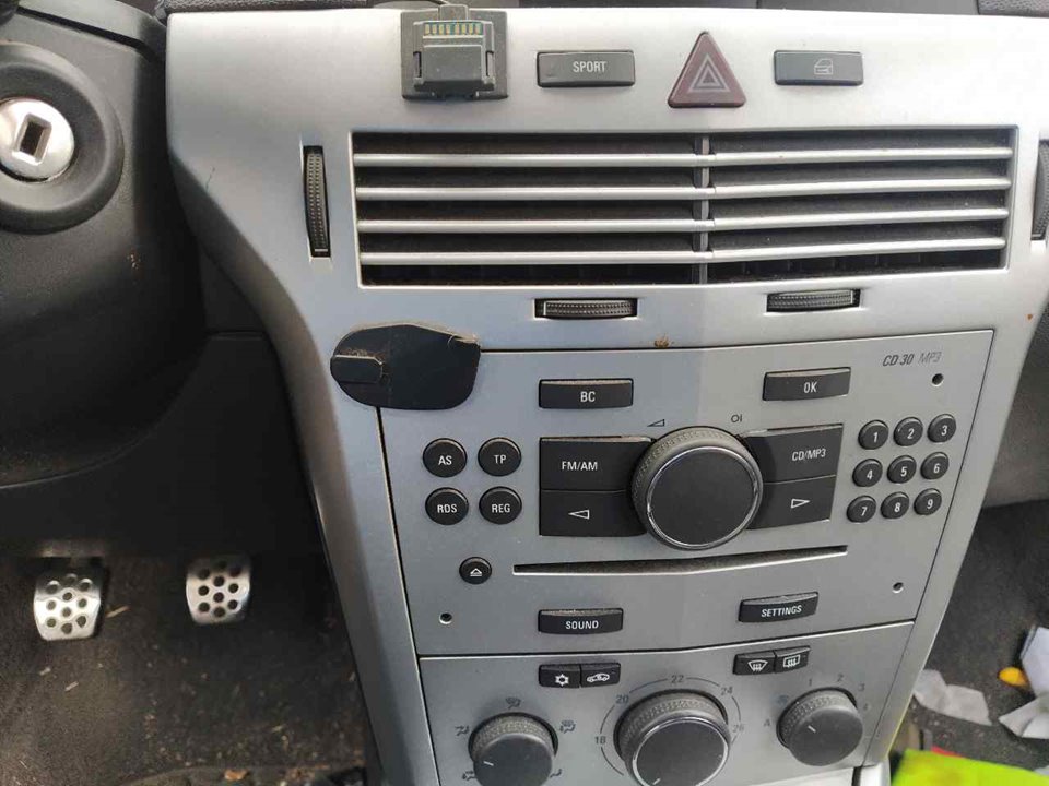 FIAT 1 generation (2002-2010) Music Player Without GPS 25378125