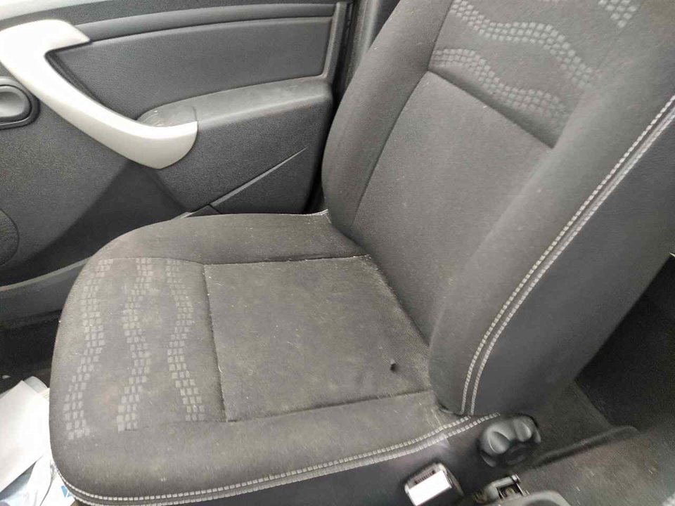 FORD Sandero 1 generation (2008-2012) Front Right Seat 25333692