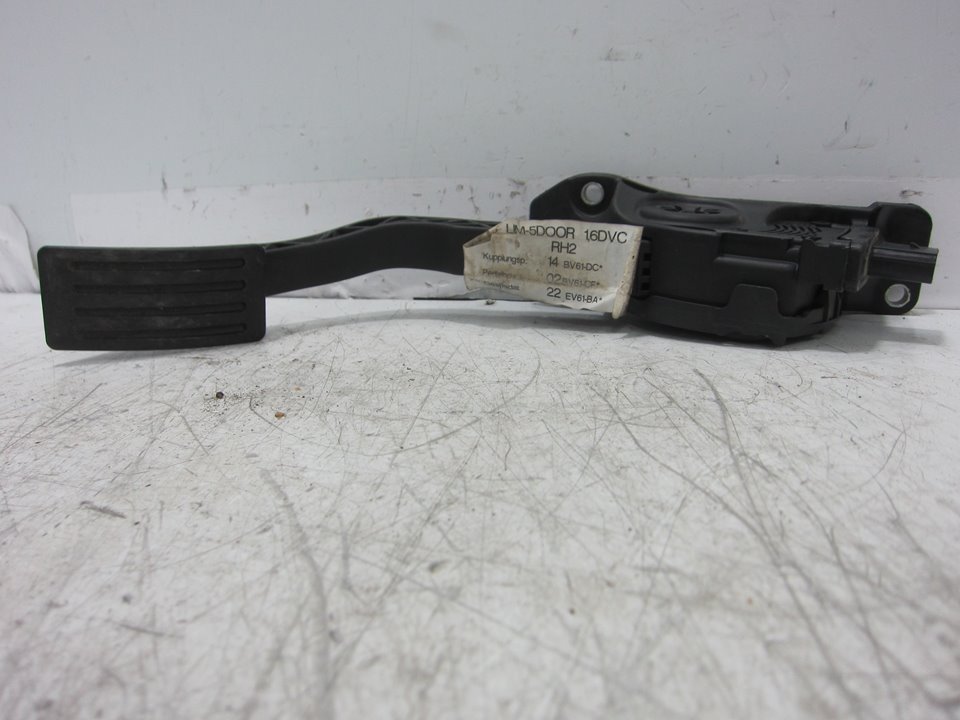 FORD Focus 3 generation (2011-2020) Other Body Parts 17388800 24291764