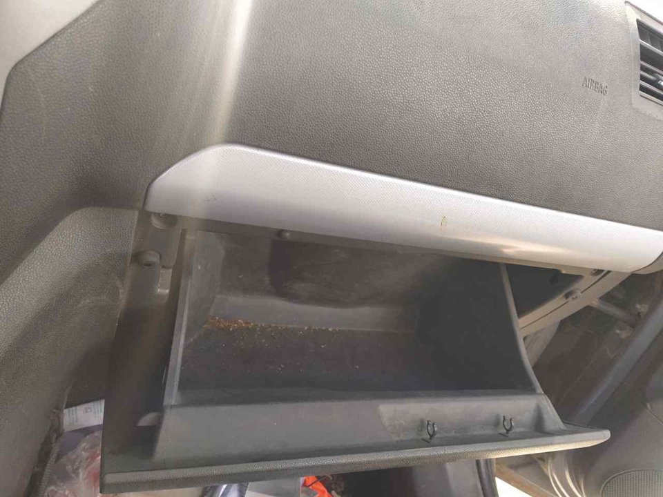 OPEL Zafira B (2005-2010) Glove Box 25369226