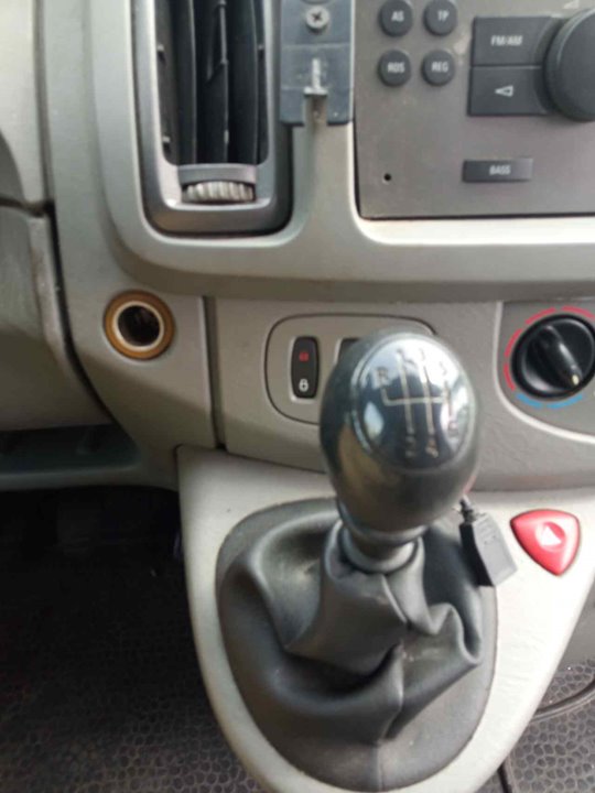 OPEL Vivaro A (2002-2006) Головка рычага КПП 25804350