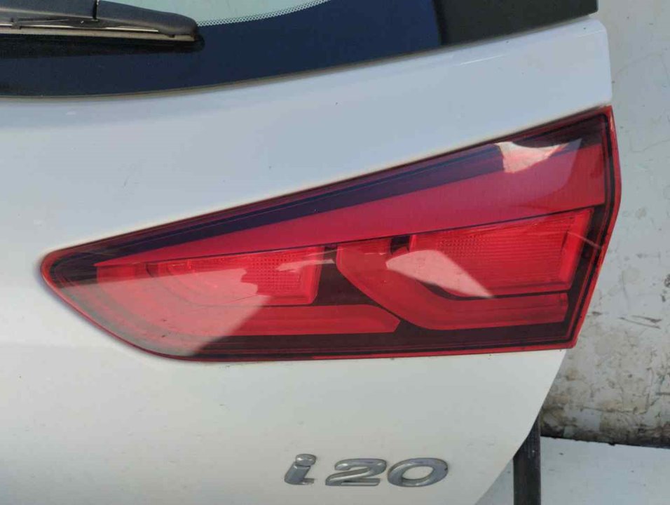 HYUNDAI i20 IB (2 generation) (2014-2020) Rear Right Taillight Lamp 25577957