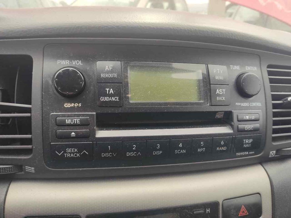 TOYOTA Corolla E120 (2000-2008) Musiikkisoitin ilman GPS:ää 25372578