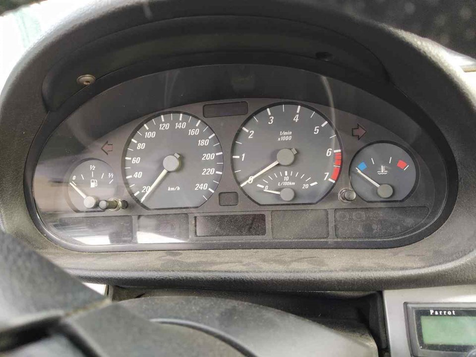 BMW 3 Series E46 (1997-2006) Speedometer 25370182