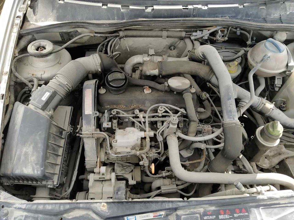 SEAT Cordoba 1 generation (1993-2003) Engine AHU 25100096
