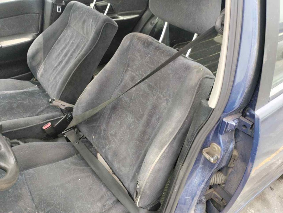 SEAT Cordoba 1 generation (1993-2003) Front Left Seatbelt 25329055