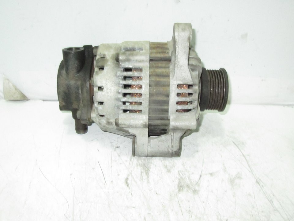 KIA Cerato 1 generation (2004-2009) Alternator 3730027012 21131921