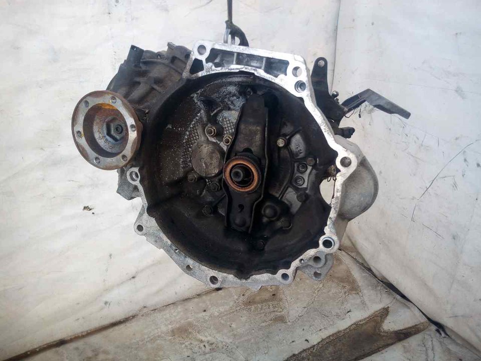 SEAT Cordoba 2 generation (1999-2009) Gearbox GGU 24939544