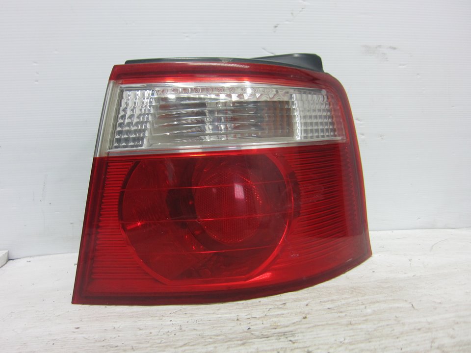 KIA Carens 2 generation (2002-2006) Rear Right Taillight Lamp PY21W 24960858