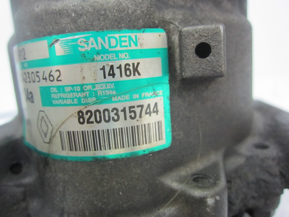 NISSAN Kangoo 1 generation (1998-2009) Kondicionieriaus siurblys (kompresorius) 8200315744 22487342