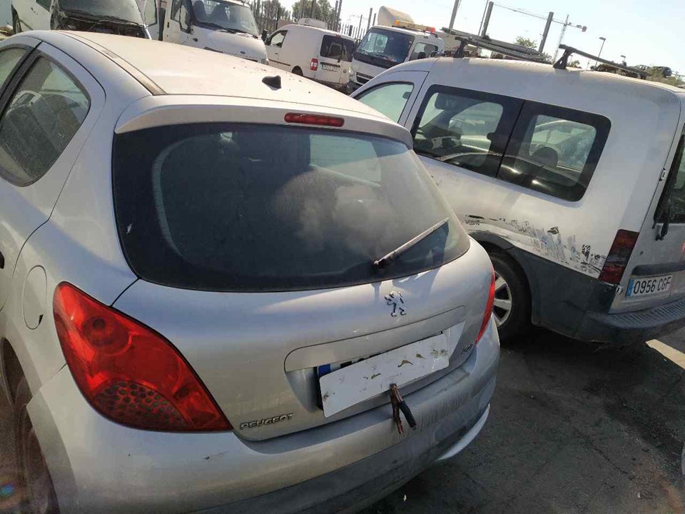 PEUGEOT Bal hátsó ablaküveg 25377591