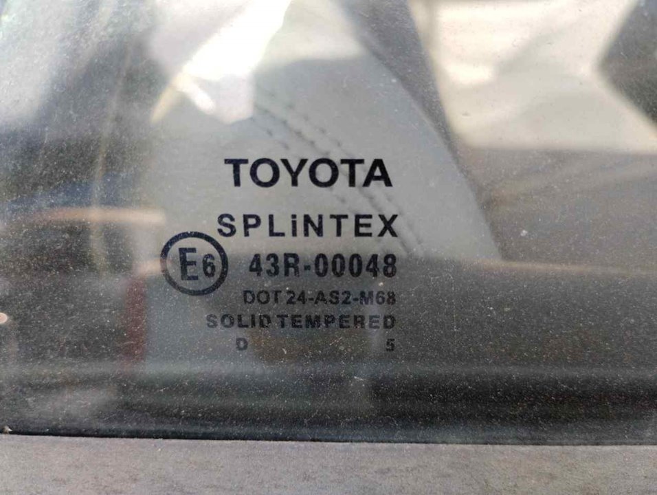 TOYOTA Avensis 2 generation (2002-2009) Aizmugurējais labais durvju stikls 43R00048 25344301