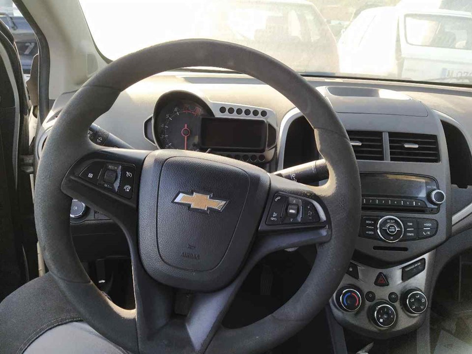 CHEVROLET Aveo T300 (2011-2020) Steering Wheel 25780230